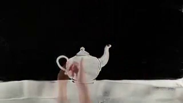 Тётя рисует из песка смотреть онлайн