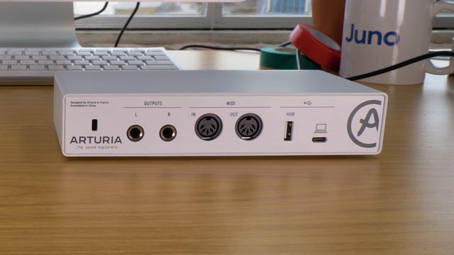 Arturia MiniFuse 1 & 2 Audio Interface – Quick Look (Overview & Key Features) смотреть онлайн