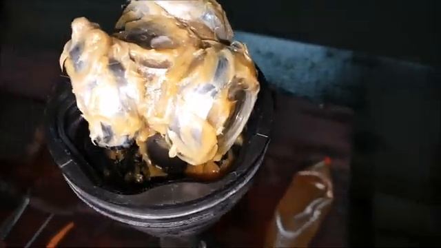 Toyota Land Cruiser Prado 120. Замена внутреннего пыльника шруса. смотреть онлайн