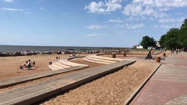 Пляж Морские Дубки в п. Лисий нос смотреть онлайн