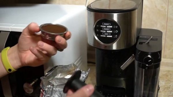 Обзор рожковой кофеварки Kitfort KT-703