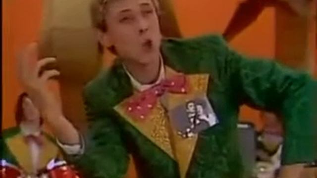 Маруся от счастья слезы льёт :)