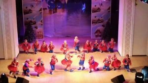 Танец гномиков