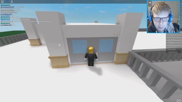 YANDERE SIMULATOR IN ROBLOX смотреть онлайн