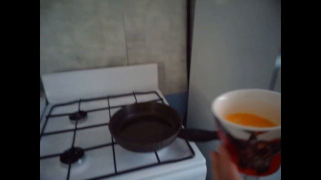 Я сделал яичную пиццу! (ПОЛУЧИЛОСЬ ИЛИ НЕТ?) (КАК ПОЛУЧИЛОСЬ?) смотреть онлайн