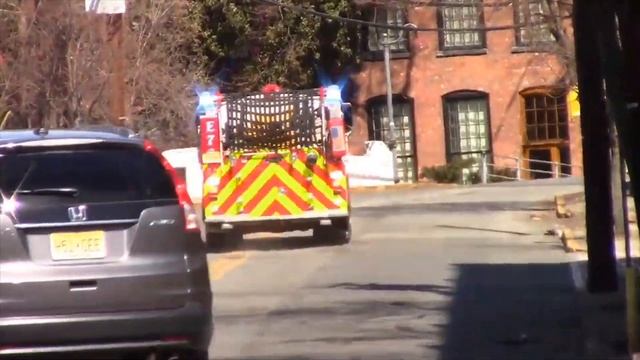 Paterson, NJ Fire Department Responding Compilation смотреть онлайн