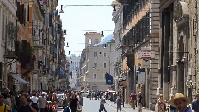 Via Del Corso, Rome