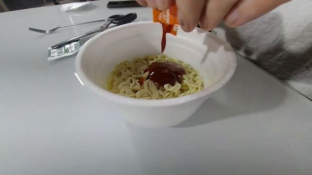 Пробуем две крутые лапши из Японии