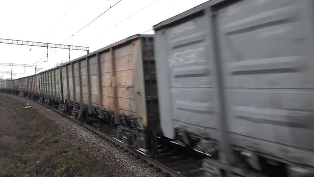 Электровоз ВЛ80С-1711 с грузовым поездом смотреть онлайн