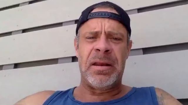 Drinks With Johnny #32: Smelly of NOFX смотреть онлайн