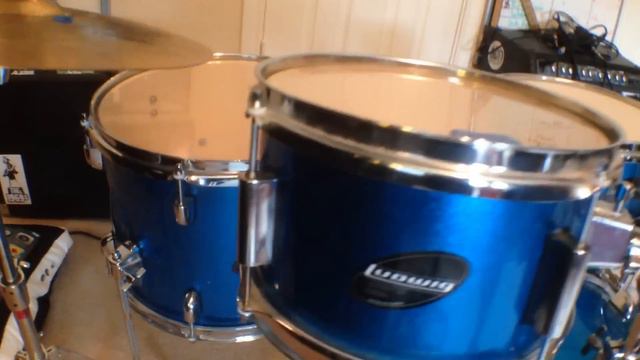 Ludwig LJR106 5-Pc Junior Drum Kit with hardware and cymbals смотреть онлайн