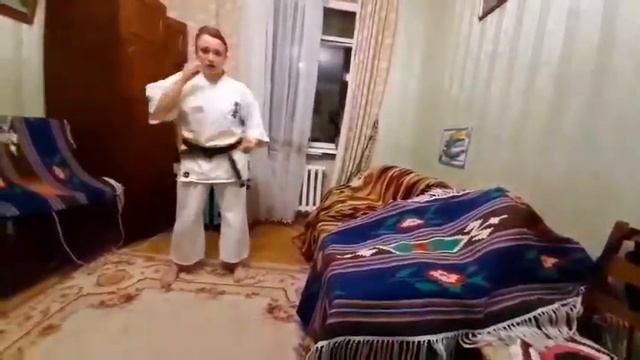 Гурток "Кіокушин карате", Віноградова Анастасія Сергіївна, урок 8, частина 2 смотреть онлайн