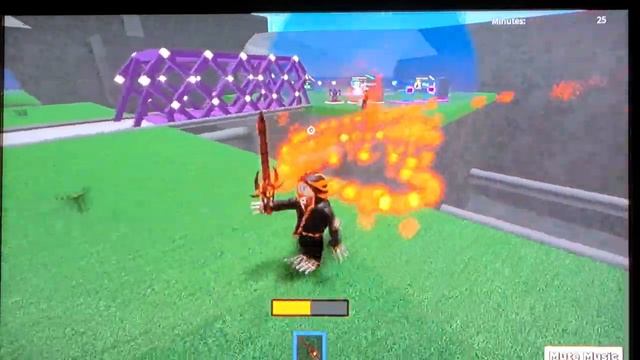 HOW TO USE THE DEMON SWORD!!! Lucky Block Battlegrounds Roblox смотреть онлайн