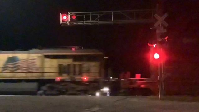 *UP 1989 (Rio Grande Heritage Unit)* UP Intermodal Train - 3rd Street, Kell, IL смотреть онлайн