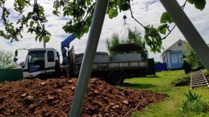 Круглый погреб диаметром 2 метра из двух бетонных колец (пропущенное начало)