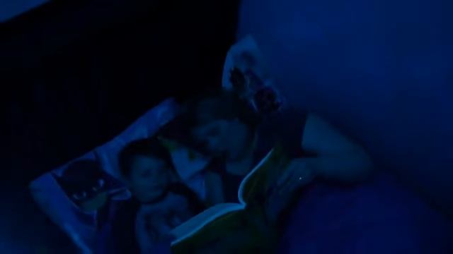 Звездный проектор "Starry Sky" Целая сказочная галактика у вас дома! смотреть онлайн