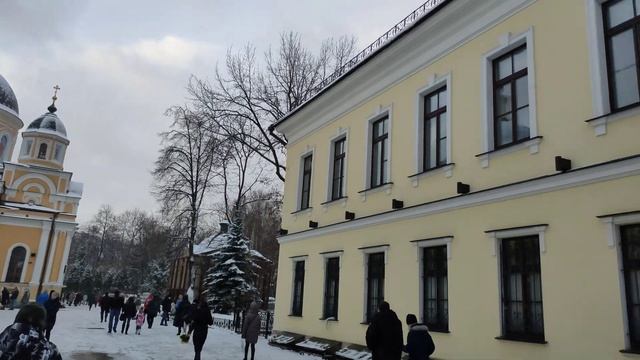 Храм Матроны в Москве. Снимать тут не разрешают смотреть онлайн