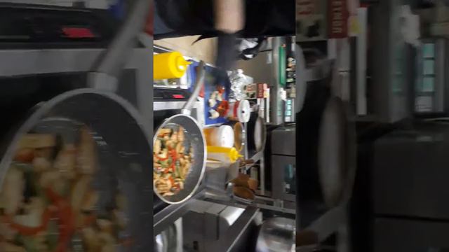 Мир в кухне ))))) смотреть онлайн