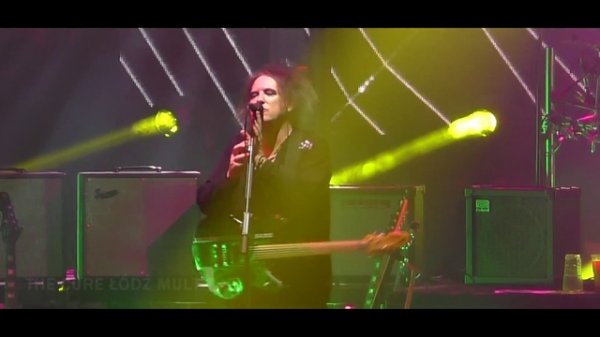 The Cure - Lullaby * The Cure Lodz Multicam * Live 2016 FullHD
