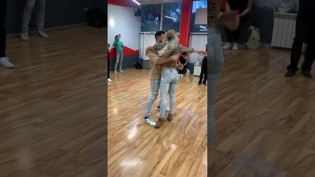 #бачата Урок База | Поворот-разворот | Шторки | Боковая Дощечка | Камбре | Боковая волна | 8ка смотреть онлайн