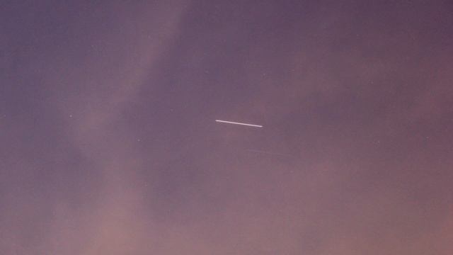 Пролёт космического корабля "Союз МС-06", возле МКС, 13.09.2017, в небе над Москвой смотреть онлайн