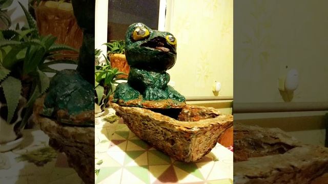 Фонтан из цемента "Лягушка" своими руками смотреть онлайн