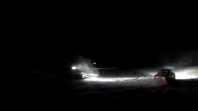 Winter Drift on the Night Streets of the City/Зимний Дрифт по ночным улицах города смотреть онлайн