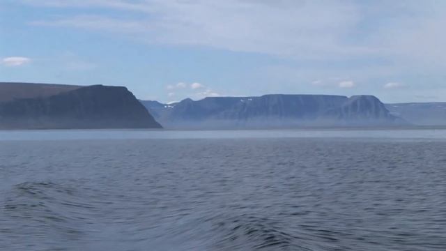 Venture II visits Iceland смотреть онлайн
