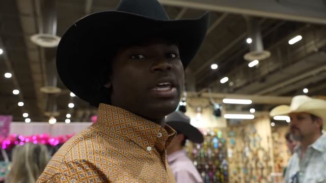 Confronting The person Who Almost got me Arrested! смотреть онлайн