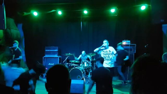 The Southern Oracle-live Budapest Dürer -2018.04.08. смотреть онлайн