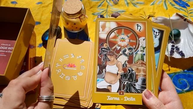 ♊️ l'oracle l'Astrologie Intuitive ♌️ de Ressourcea смотреть онлайн