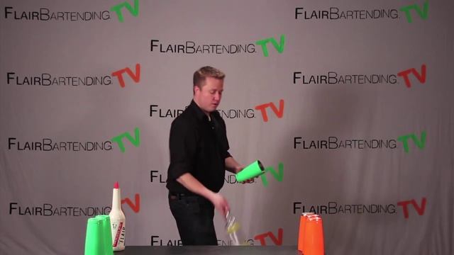 Flair Bartending TV Lesson 85: Bump into Tin w/Elbow Smack смотреть онлайн