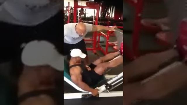 Сверхмедленные повторы от Dennis James Исполняет David Henry смотреть онлайн
