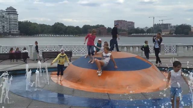 Калининград. Площадь Победы. смотреть онлайн