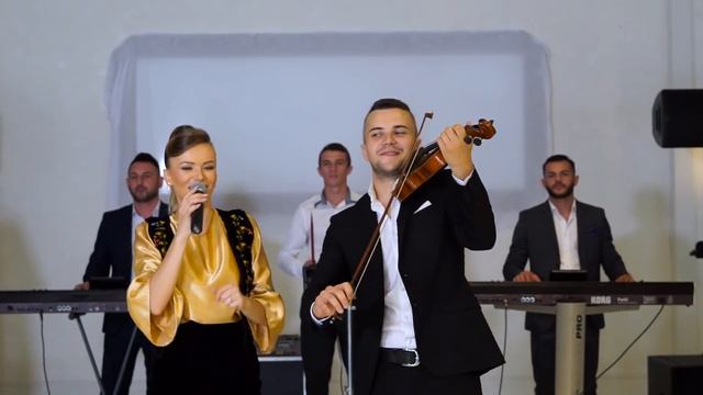 Victoria şi Bogdan Bizău - Hai Ardeal, Ardeal - Colaj etno 2018 смотреть онлайн