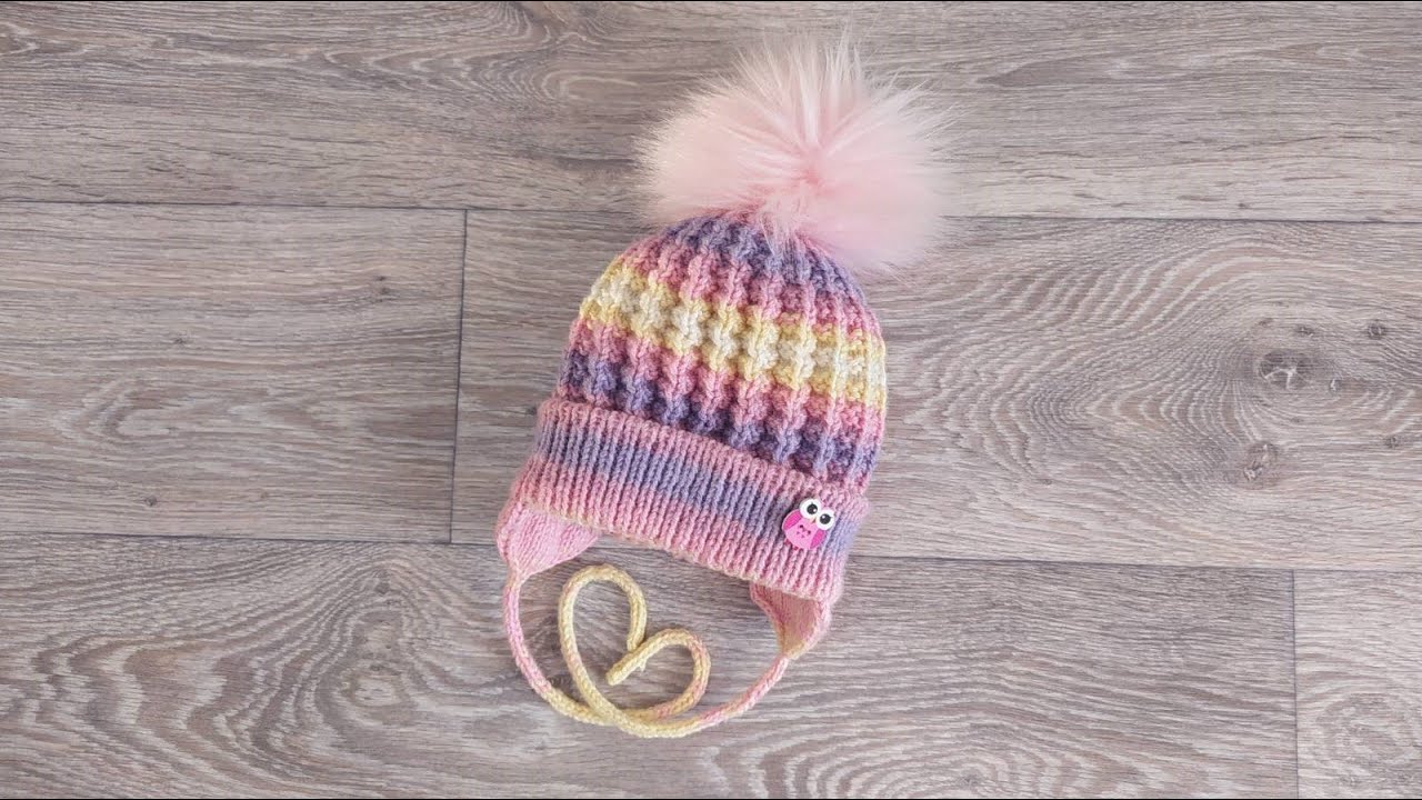 Двойная детская шапка с отворотом и ушками спицами теневым объемным узором смотреть онлайн