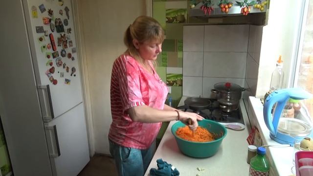 Лучший рецепт, корейская морковь за 15 минут, вкуснее чем с магазина, Шаповаловы влог кухня смотреть онлайн