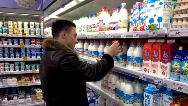 Почему дают молоко за вредность? смотреть онлайн