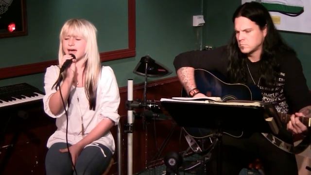 Rebecka & Pelle - Sonja Aldén - Du Är Allt смотреть онлайн