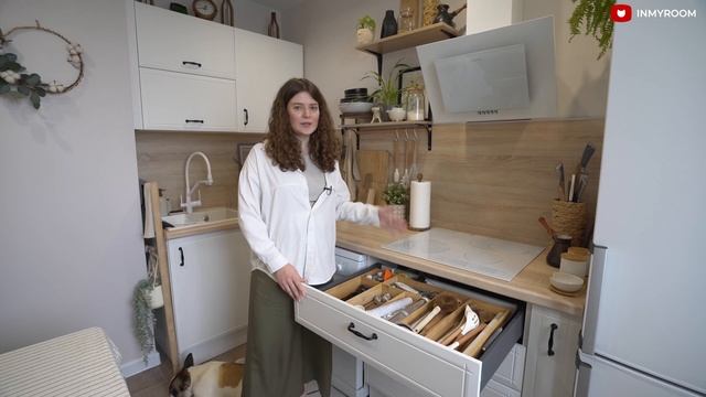 Супруги сделали свой первый ремонт в типовой панельке П46 и бюджетно обустроили кухню на 8 м²