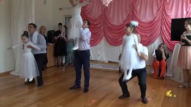 « Выпускной в детском саду» г Гал смотреть онлайн