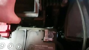 Замена воздушного фильтра рено логан степвей