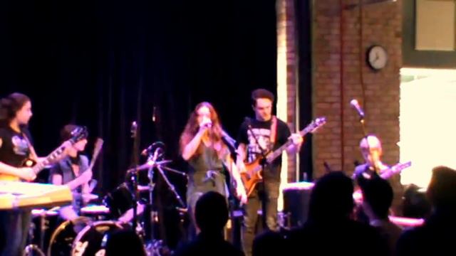 School of Rock - Bedlam Lowertown - Shut up and Dance смотреть онлайн