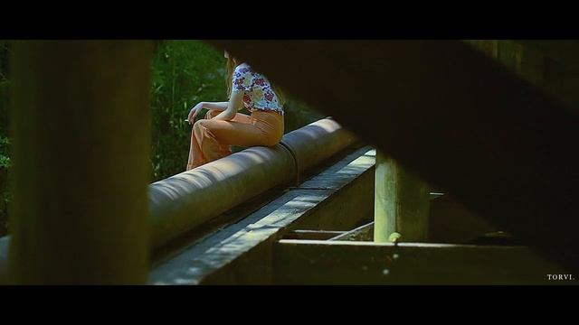 ’sing of the moon’ [looking for Alaska] смотреть онлайн