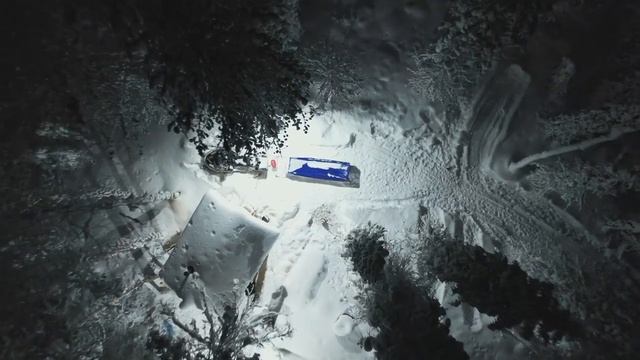 Тайга, Лед не выдержал! Вездеход провалился! По ночам -30. Еду в избу, на снегоходе: Остался в избе смотреть онлайн