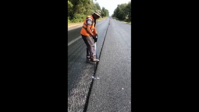 Лента стыковочная битумно-полимерная "Свенская". Применение дорожной ленты. смотреть онлайн