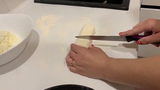 Очень вкусные сырники из творога! Рецепт бомбический! смотреть онлайн