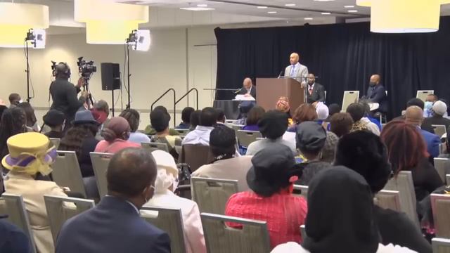 Pastor Gino Jennings - Labor not to be rich and more holy teachings смотреть онлайн