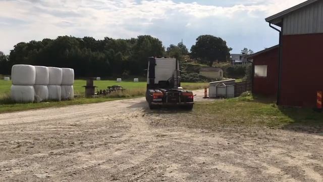 Köp Lastbil Volvo FM12 8X4 på Klaravik смотреть онлайн