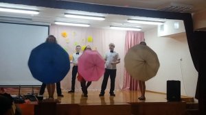 ТАНЕЦ С ЗОНТИКАМИ☂ // Осенний бал